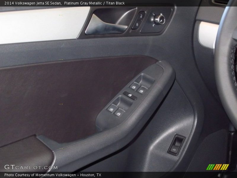 Platinum Gray Metallic / Titan Black 2014 Volkswagen Jetta SE Sedan