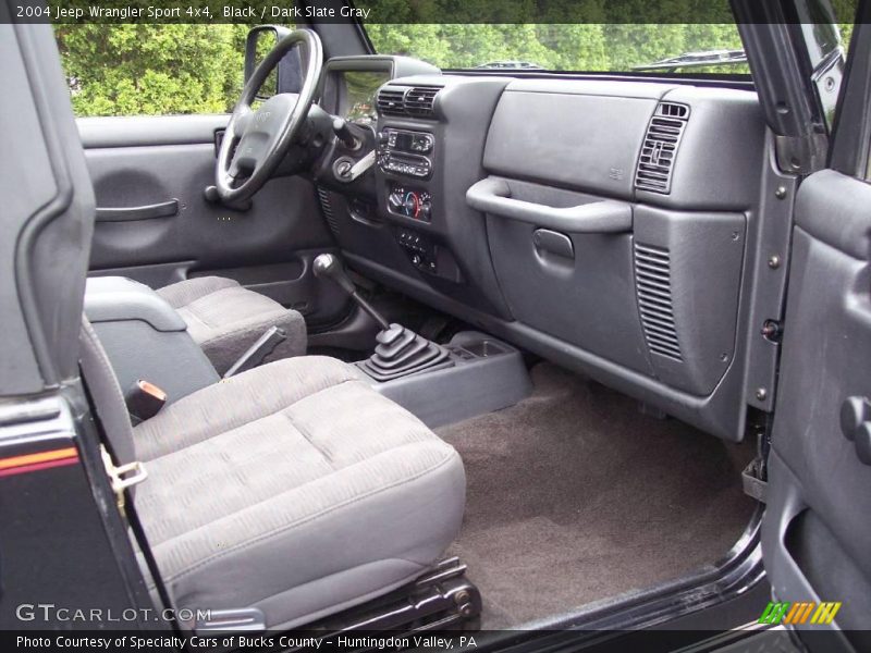 Black / Dark Slate Gray 2004 Jeep Wrangler Sport 4x4