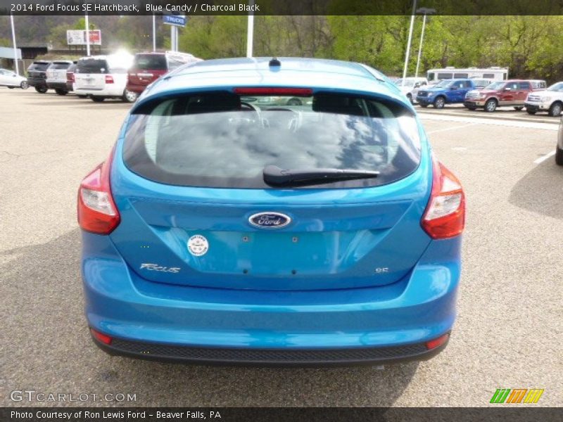 Blue Candy / Charcoal Black 2014 Ford Focus SE Hatchback