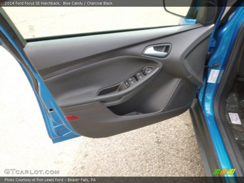 Blue Candy / Charcoal Black 2014 Ford Focus SE Hatchback