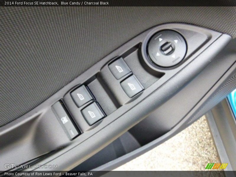 Blue Candy / Charcoal Black 2014 Ford Focus SE Hatchback