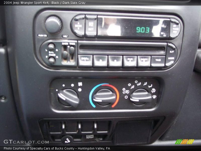 Black / Dark Slate Gray 2004 Jeep Wrangler Sport 4x4