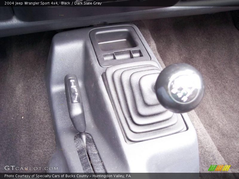 Black / Dark Slate Gray 2004 Jeep Wrangler Sport 4x4