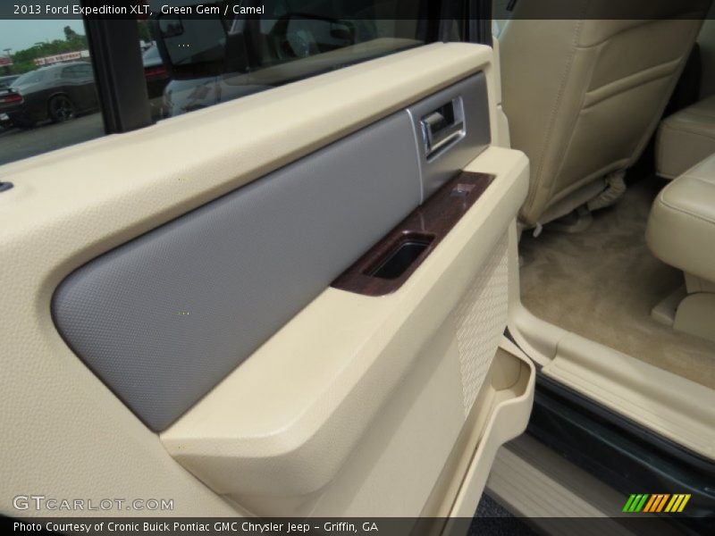 Green Gem / Camel 2013 Ford Expedition XLT