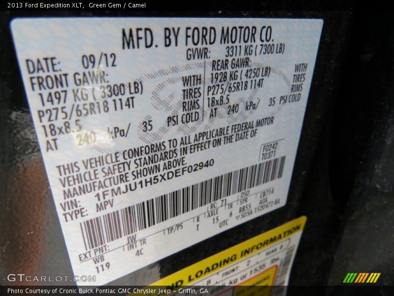 Green Gem / Camel 2013 Ford Expedition XLT