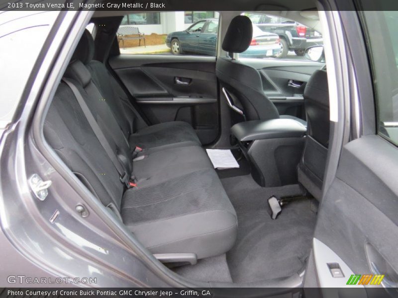 Magnetic Gray Metallic / Black 2013 Toyota Venza LE