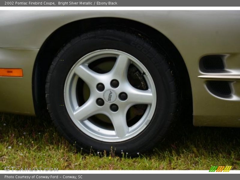 Bright Silver Metallic / Ebony Black 2002 Pontiac Firebird Coupe