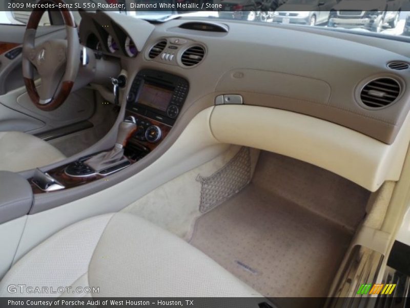 Diamond White Metallic / Stone 2009 Mercedes-Benz SL 550 Roadster