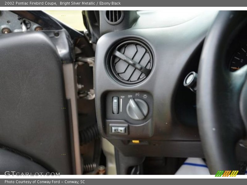 Bright Silver Metallic / Ebony Black 2002 Pontiac Firebird Coupe
