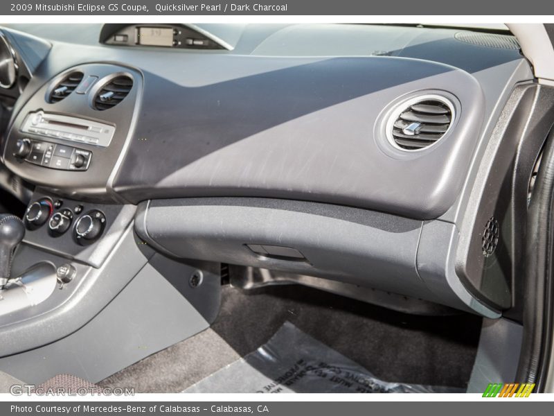 Quicksilver Pearl / Dark Charcoal 2009 Mitsubishi Eclipse GS Coupe