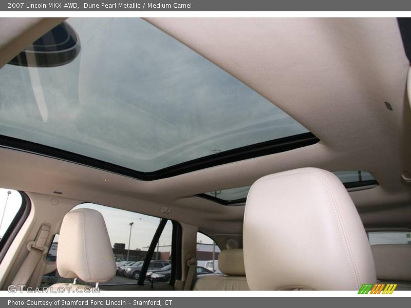 Dune Pearl Metallic / Medium Camel 2007 Lincoln MKX AWD