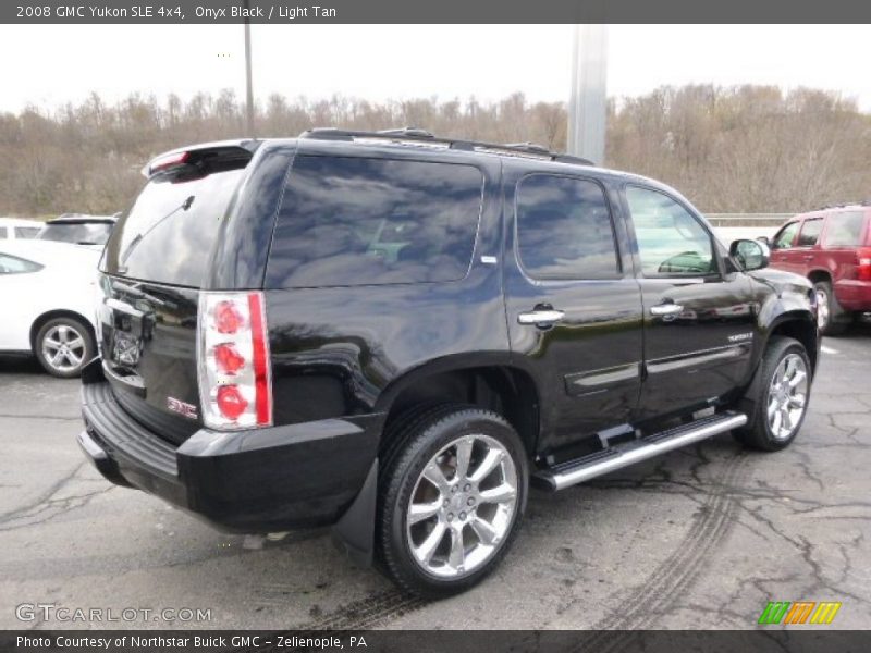 Onyx Black / Light Tan 2008 GMC Yukon SLE 4x4