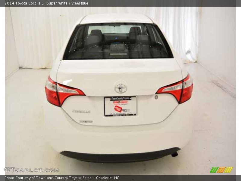Super White / Steel Blue 2014 Toyota Corolla L