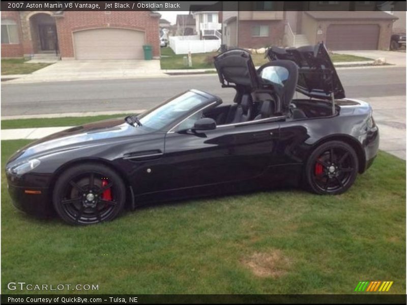 Jet Black / Obsidian Black 2007 Aston Martin V8 Vantage