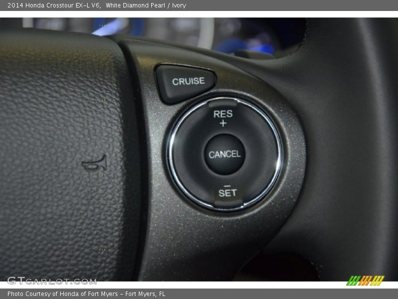 White Diamond Pearl / Ivory 2014 Honda Crosstour EX-L V6