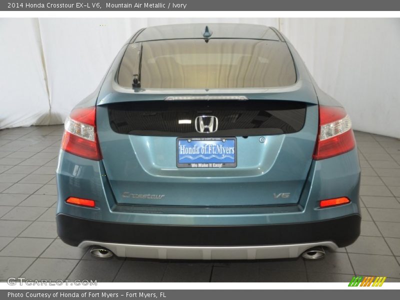 Mountain Air Metallic / Ivory 2014 Honda Crosstour EX-L V6