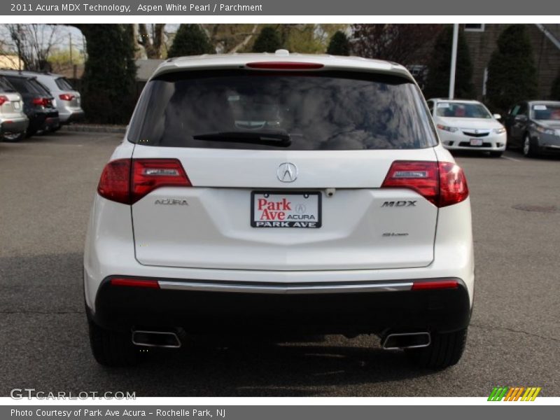 Aspen White Pearl / Parchment 2011 Acura MDX Technology