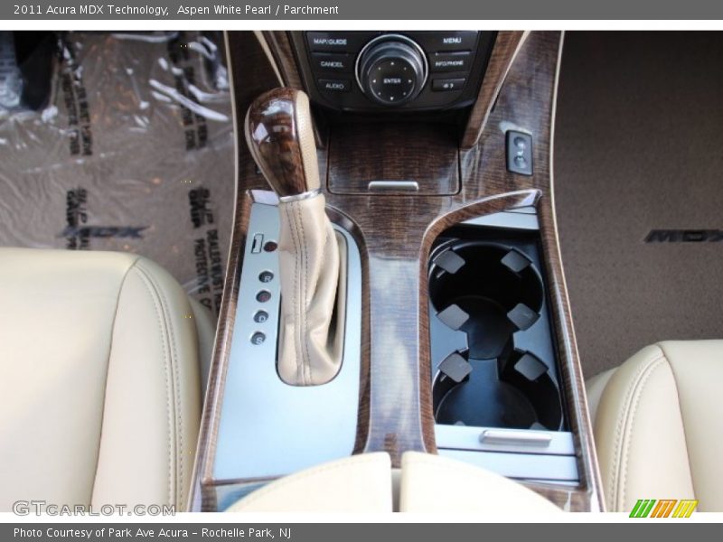 Aspen White Pearl / Parchment 2011 Acura MDX Technology