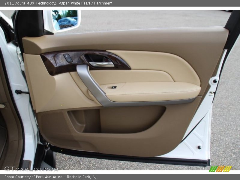Aspen White Pearl / Parchment 2011 Acura MDX Technology