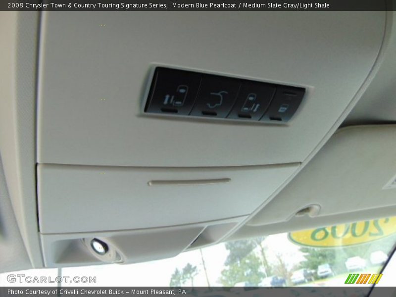Modern Blue Pearlcoat / Medium Slate Gray/Light Shale 2008 Chrysler Town & Country Touring Signature Series