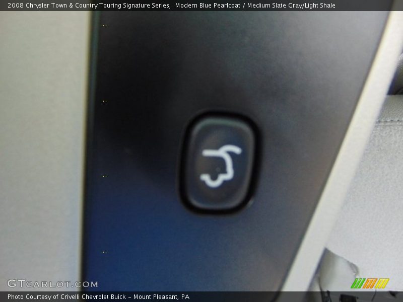 Modern Blue Pearlcoat / Medium Slate Gray/Light Shale 2008 Chrysler Town & Country Touring Signature Series