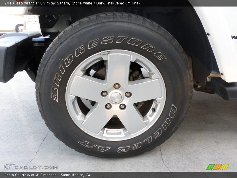 Stone White / Dark Khaki/Medium Khaki 2010 Jeep Wrangler Unlimited Sahara