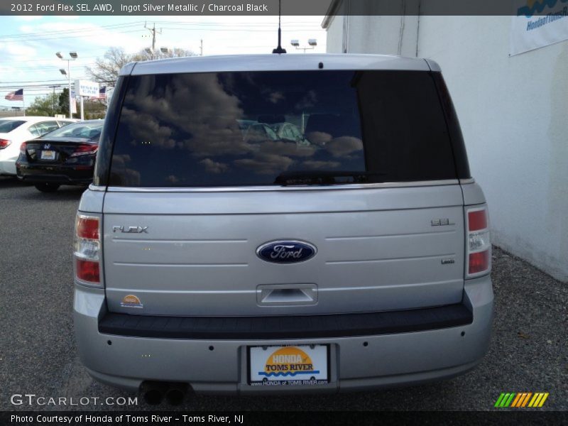 Ingot Silver Metallic / Charcoal Black 2012 Ford Flex SEL AWD