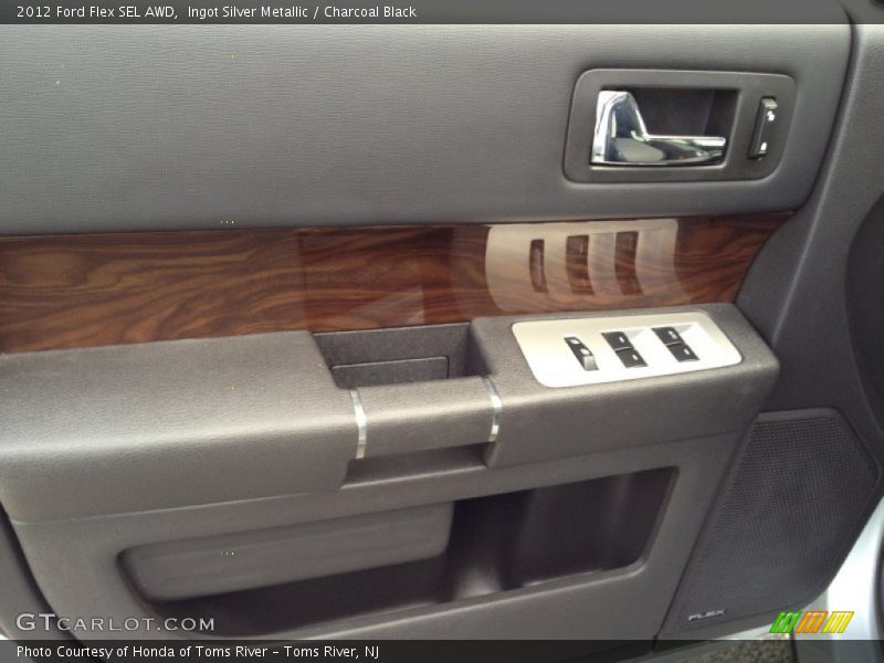 Ingot Silver Metallic / Charcoal Black 2012 Ford Flex SEL AWD