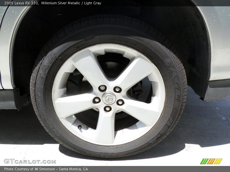 Millenium Silver Metallic / Light Gray 2005 Lexus RX 330