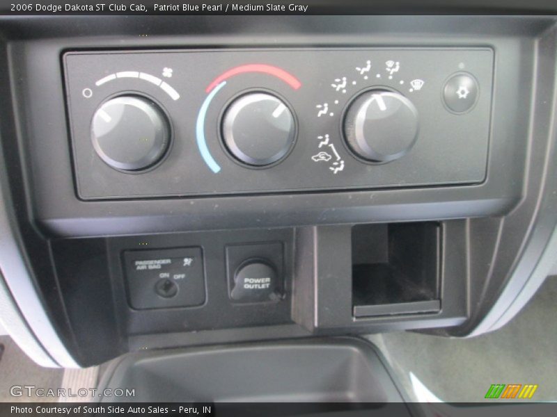 Patriot Blue Pearl / Medium Slate Gray 2006 Dodge Dakota ST Club Cab