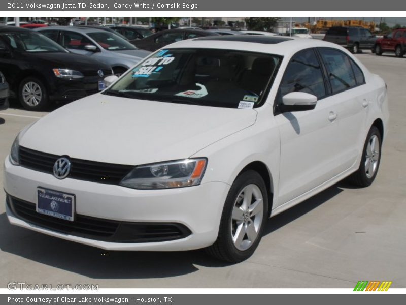 Candy White / Cornsilk Beige 2011 Volkswagen Jetta TDI Sedan