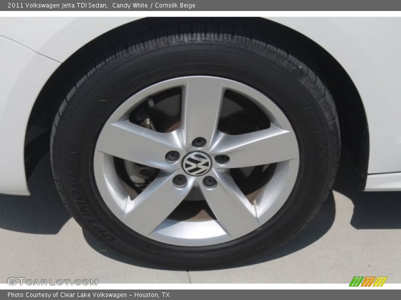 Candy White / Cornsilk Beige 2011 Volkswagen Jetta TDI Sedan