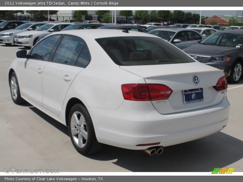 Candy White / Cornsilk Beige 2011 Volkswagen Jetta TDI Sedan
