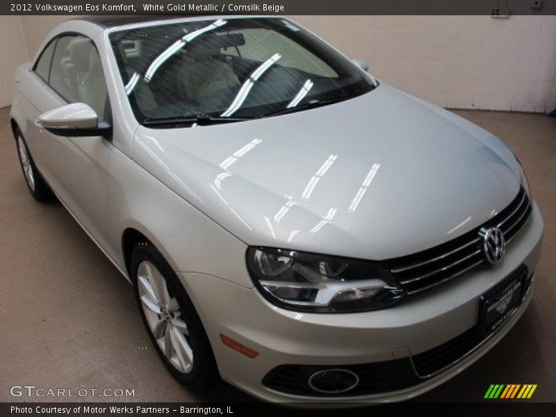 White Gold Metallic / Cornsilk Beige 2012 Volkswagen Eos Komfort