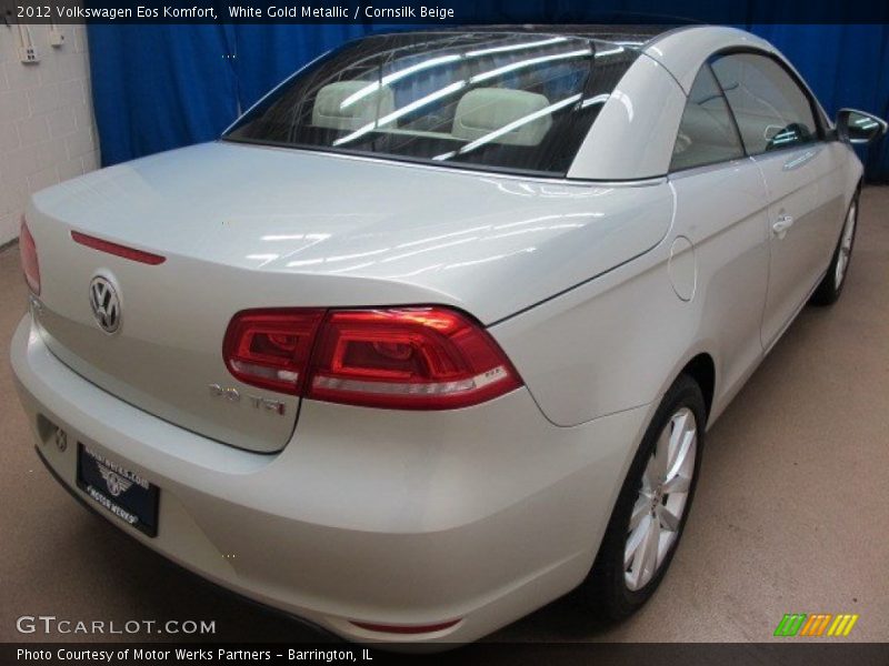 White Gold Metallic / Cornsilk Beige 2012 Volkswagen Eos Komfort