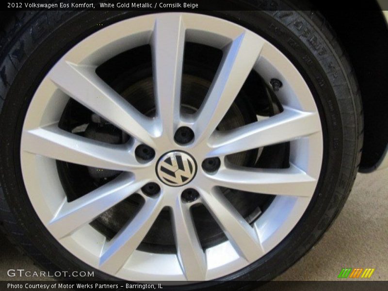 White Gold Metallic / Cornsilk Beige 2012 Volkswagen Eos Komfort