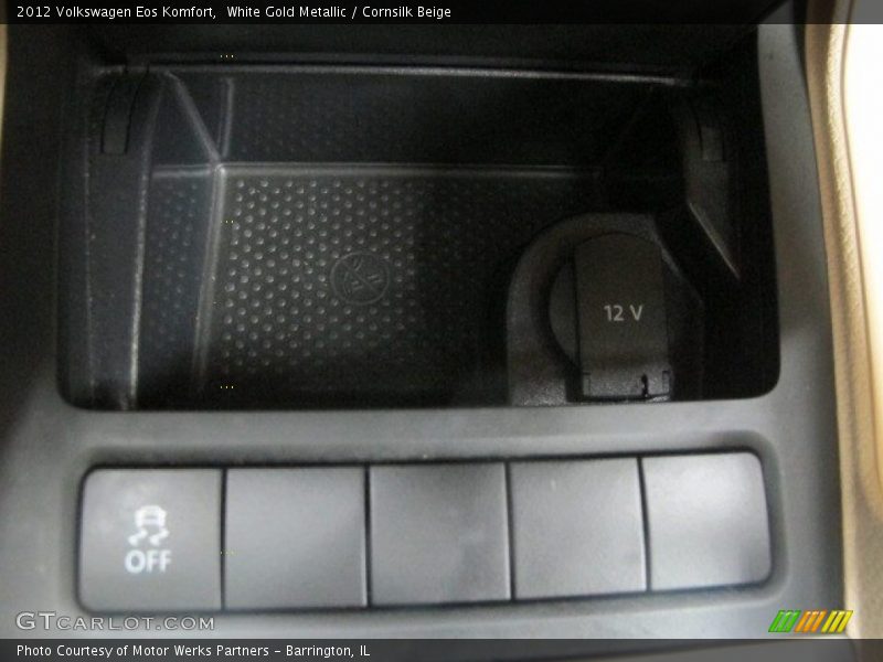 White Gold Metallic / Cornsilk Beige 2012 Volkswagen Eos Komfort