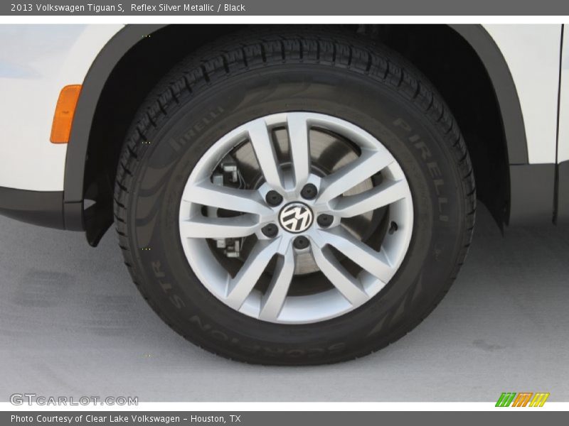 Reflex Silver Metallic / Black 2013 Volkswagen Tiguan S