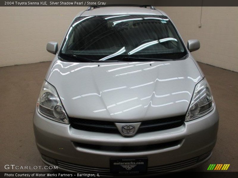 Silver Shadow Pearl / Stone Gray 2004 Toyota Sienna XLE