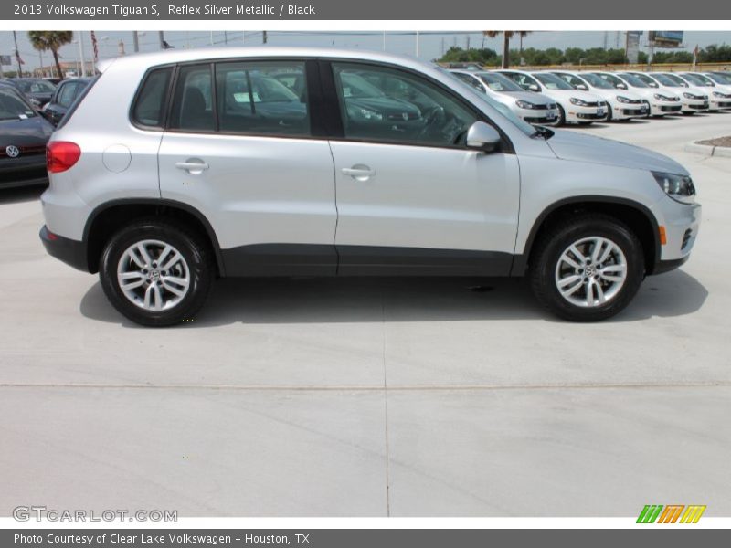 Reflex Silver Metallic / Black 2013 Volkswagen Tiguan S