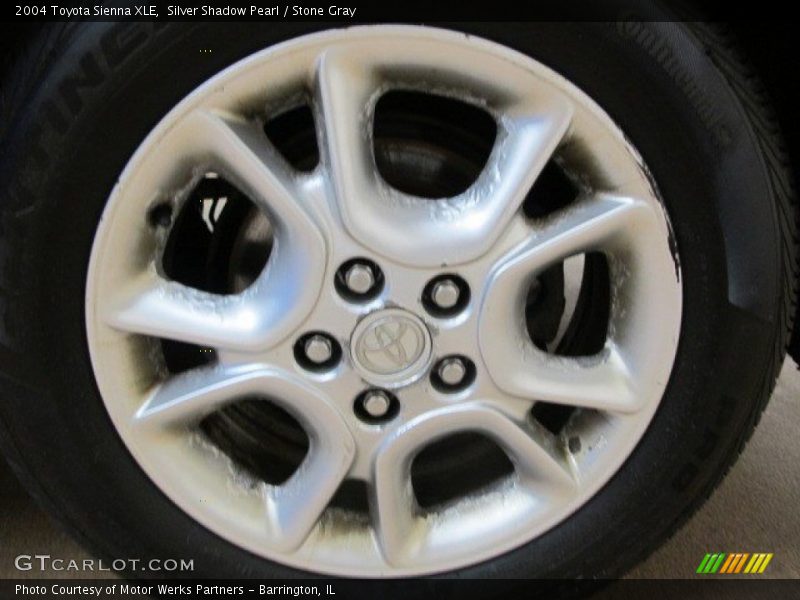 Silver Shadow Pearl / Stone Gray 2004 Toyota Sienna XLE