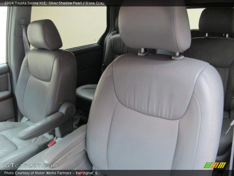 Silver Shadow Pearl / Stone Gray 2004 Toyota Sienna XLE