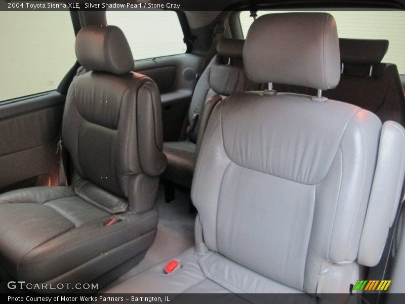 Silver Shadow Pearl / Stone Gray 2004 Toyota Sienna XLE