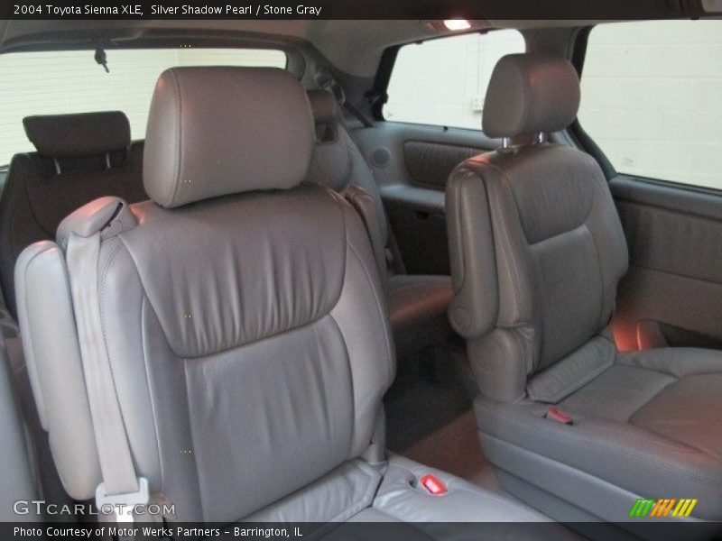 Silver Shadow Pearl / Stone Gray 2004 Toyota Sienna XLE