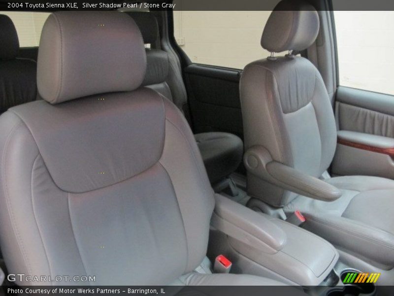 Silver Shadow Pearl / Stone Gray 2004 Toyota Sienna XLE