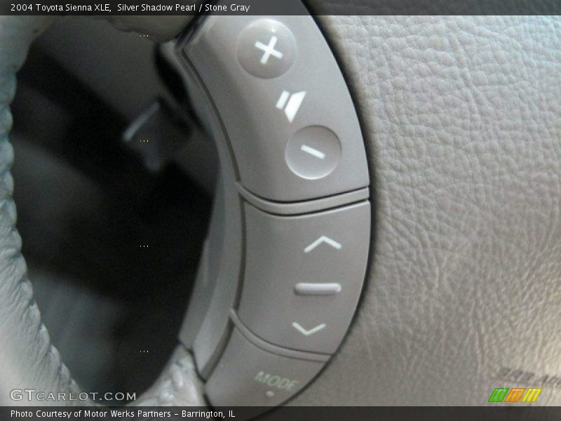 Silver Shadow Pearl / Stone Gray 2004 Toyota Sienna XLE