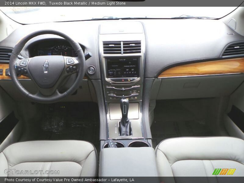Tuxedo Black Metallic / Medium Light Stone 2014 Lincoln MKX FWD