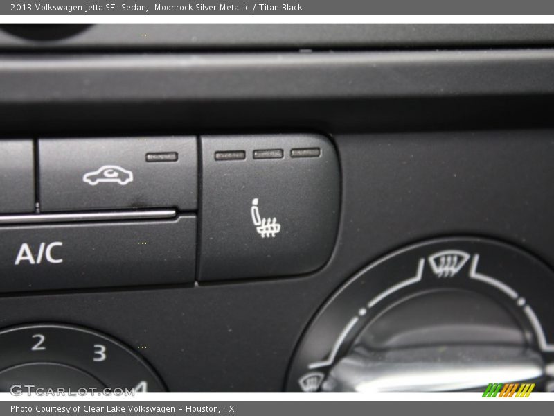 Moonrock Silver Metallic / Titan Black 2013 Volkswagen Jetta SEL Sedan