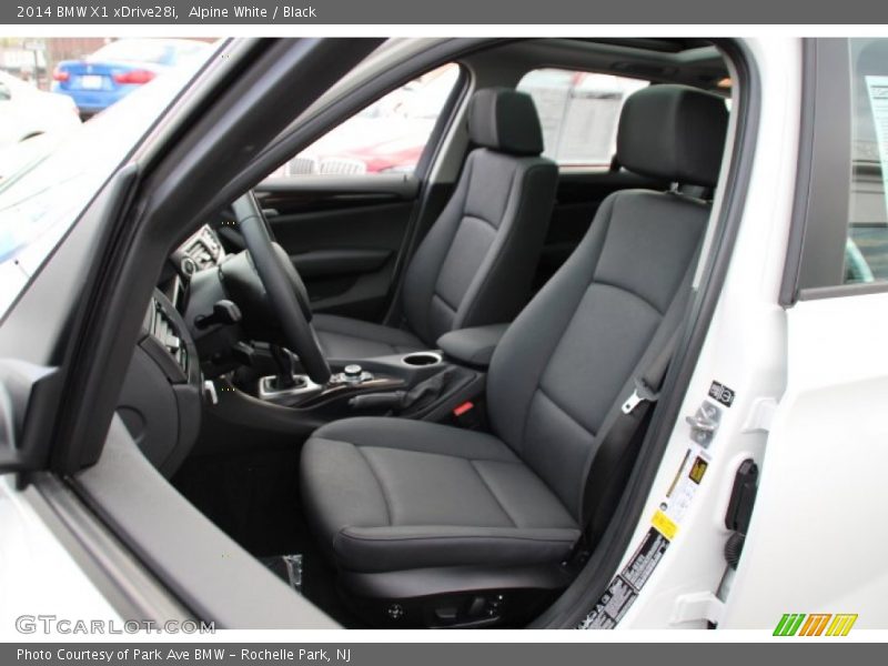 Alpine White / Black 2014 BMW X1 xDrive28i