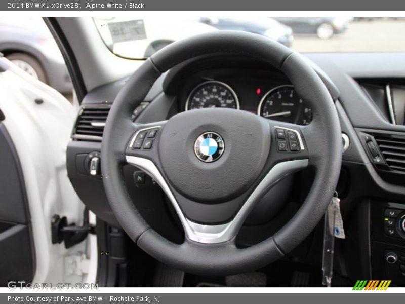Alpine White / Black 2014 BMW X1 xDrive28i